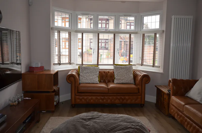 Living Room at 1930's Semi near Romford, D2640 (photo 3)