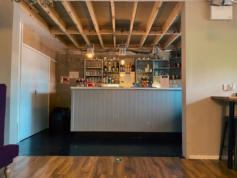 Bar at Deansgate rehearsal room, N514 (photo 19)