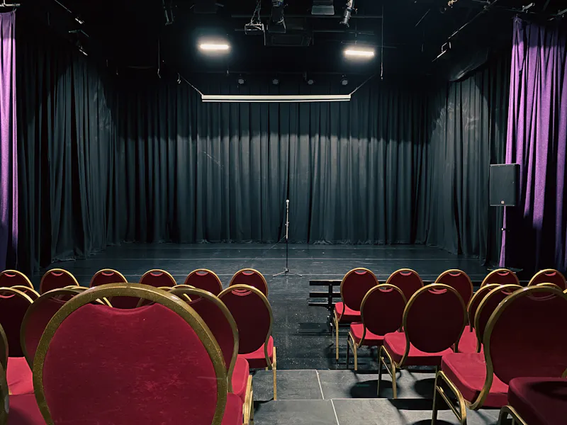 Stage at Deansgate rehearsal room, N514 (photo 7)