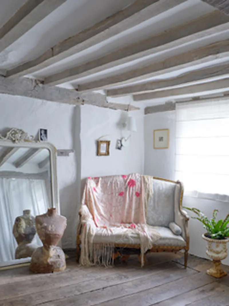Pretty South Downs farmhouse, L403 (photo 5)