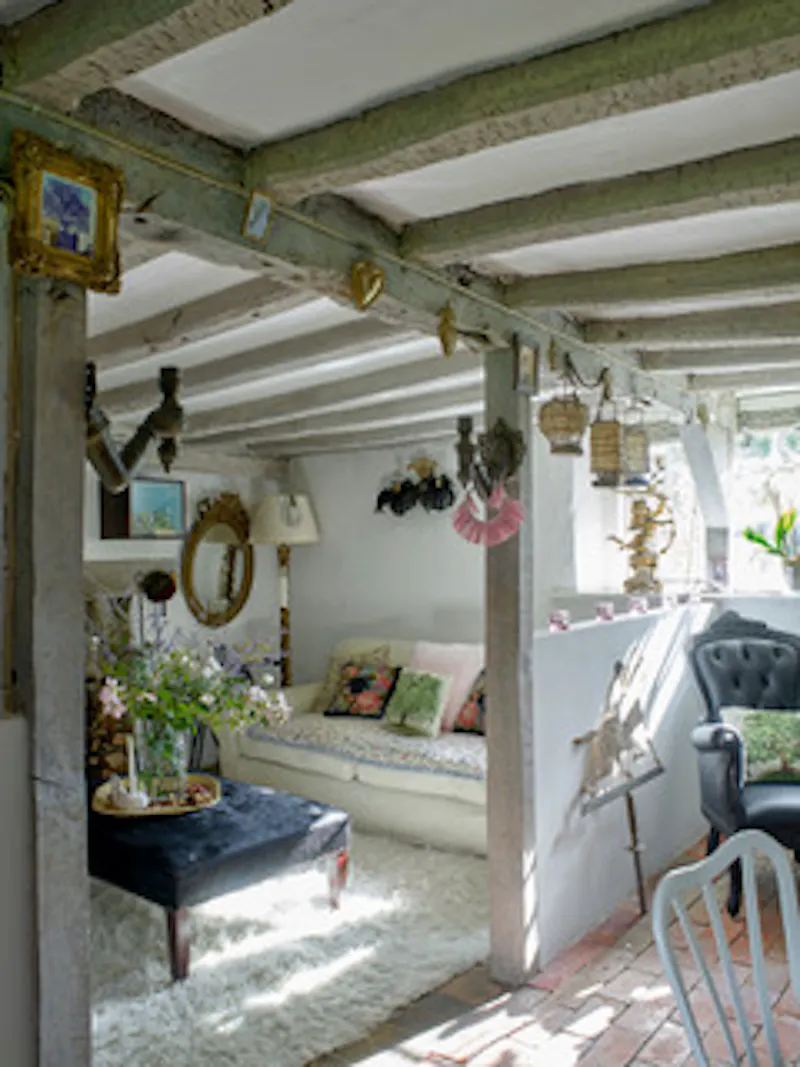 Pretty South Downs farmhouse, L403 (photo 6)