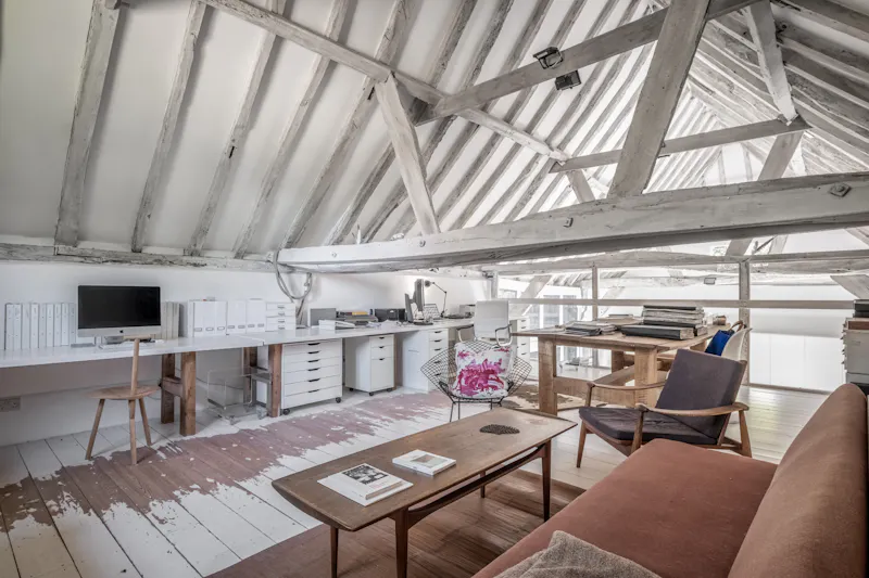 Office at Pretty South Downs farmhouse, L403 (photo 59)