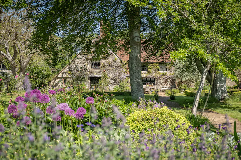 Pretty South Downs farmhouse, L403 (photo 61)