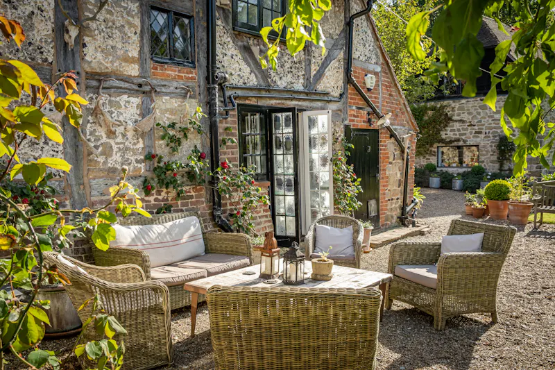 Pretty South Downs farmhouse, L403 (photo 52)