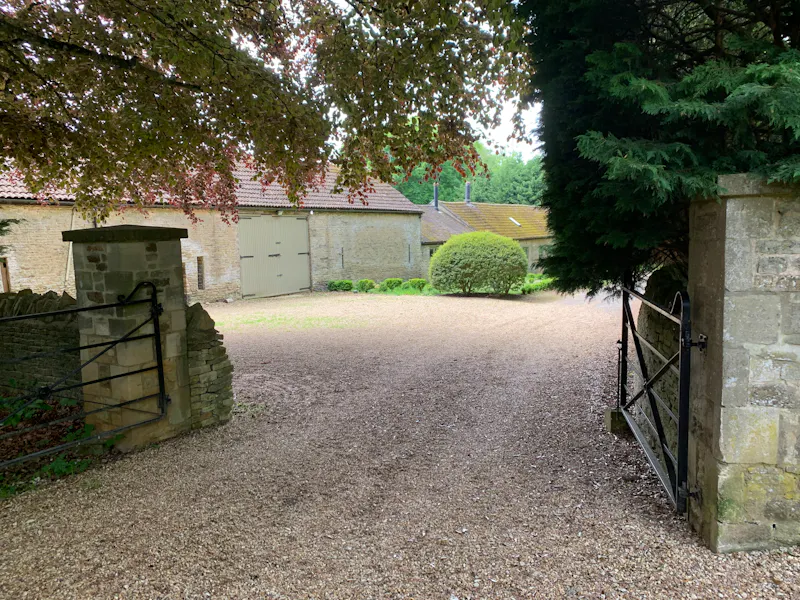 Striking Cotswolds manor home , H187 (photo 34)