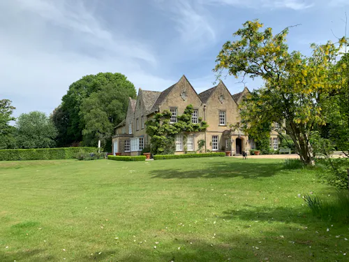 Striking Cotswolds manor home , H187