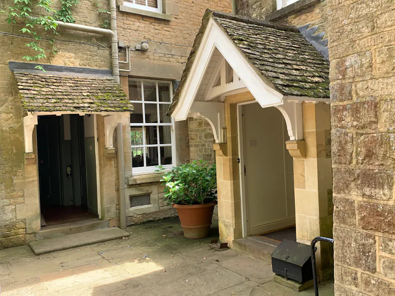 Striking Cotswolds manor home , H187 (photo 43)