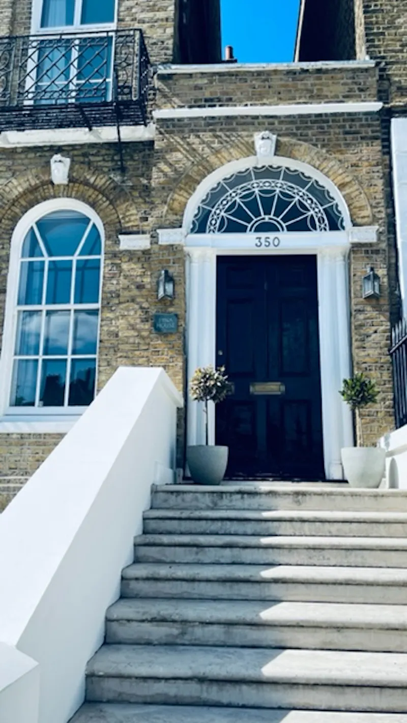 Luxury Kennington townhouse, A1017 (photo 97)