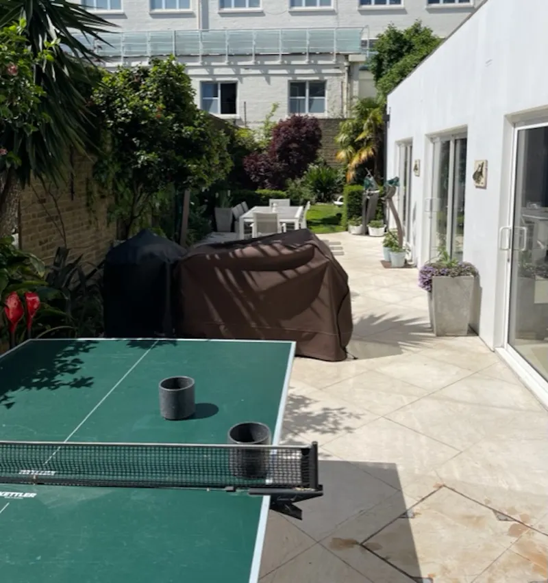 Terrace/Patio at Luxury Kennington townhouse, A1017 (photo 90)