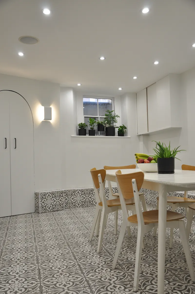 Dining room at Salon in Spitalfelds, Shop45 (photo 7)
