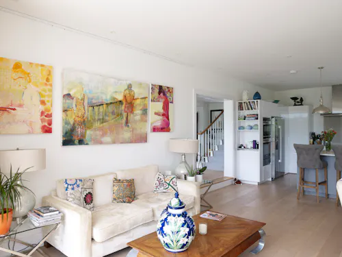White colonial  house in Churt, D2631