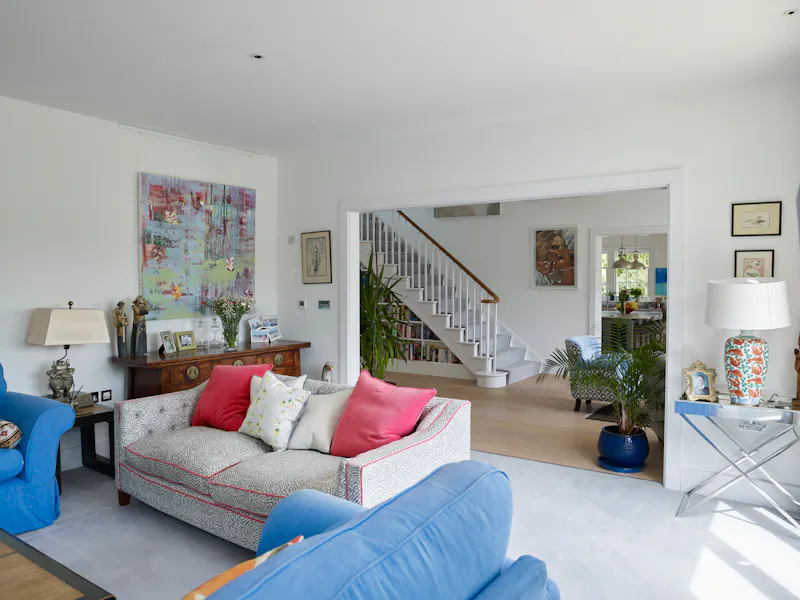 Living Room at White colonial  house in Churt, D2631 (photo 10)
