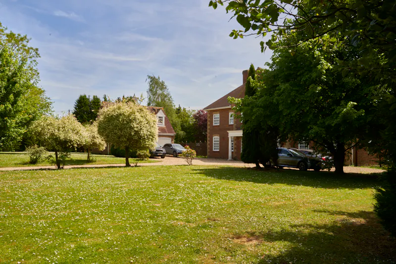 Chelmsford pool house, A1575 (photo 15)