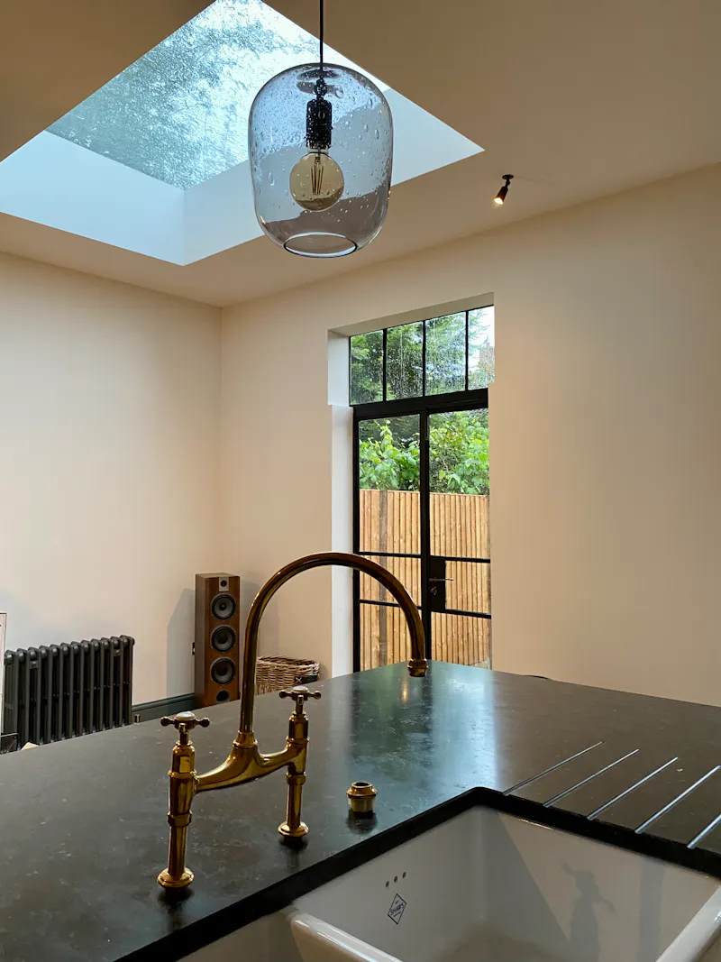 Crittall windows at Edwardian Terrace House, B1975 (photo 11)