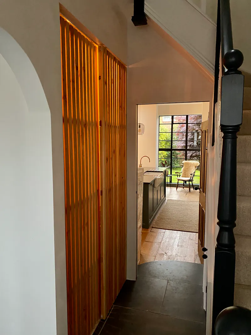 Edwardian Terrace House, B1975 (photo 2)
