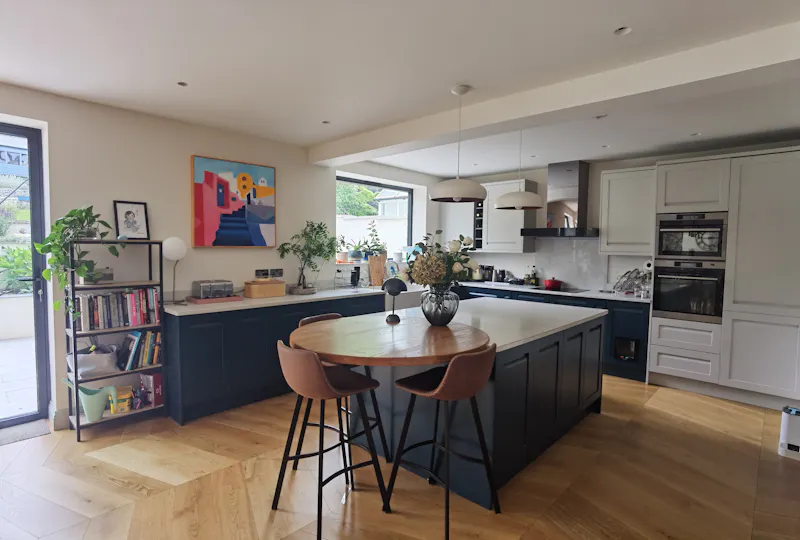 Kitchen island at 1930's Semi in Muswell Hill, D2637 (photo 5)