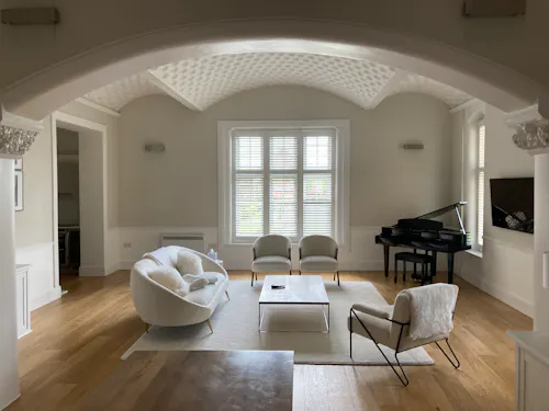 Brentwood Apartment, F1216