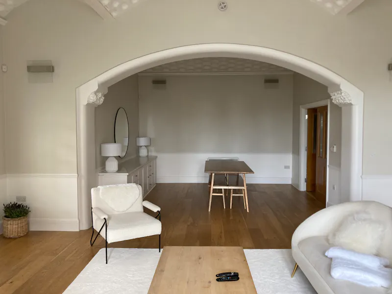 Dining room at Brentwood Apartment, F1216 (photo 5)