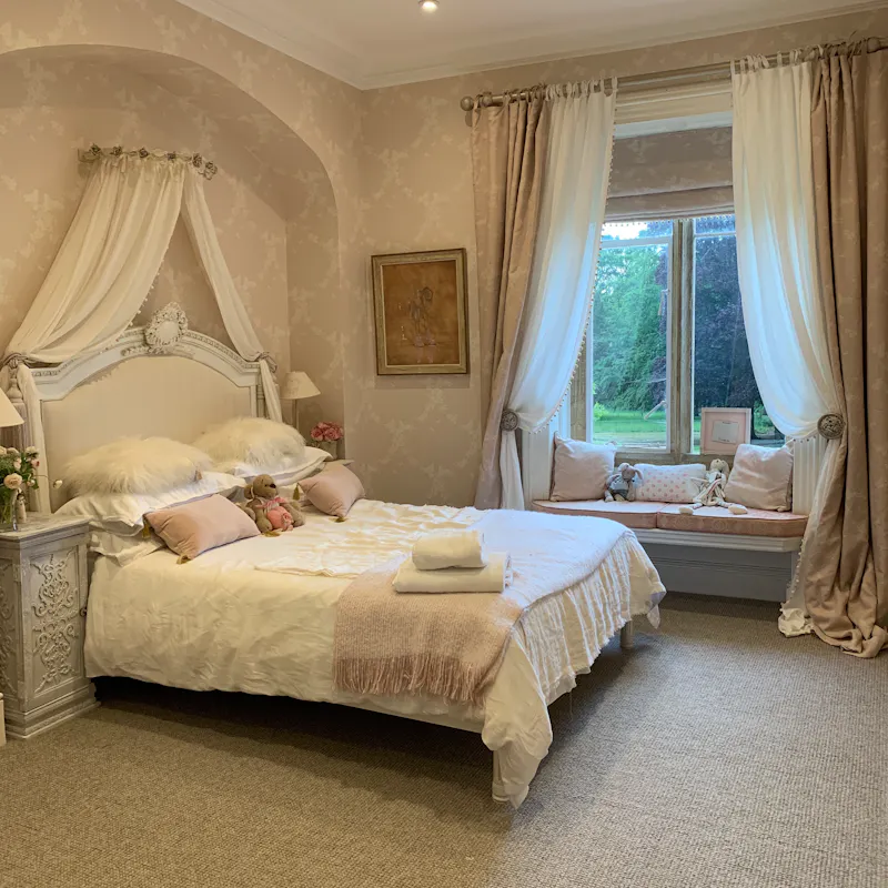 Taunton Manor House, H1019 (photo 41)