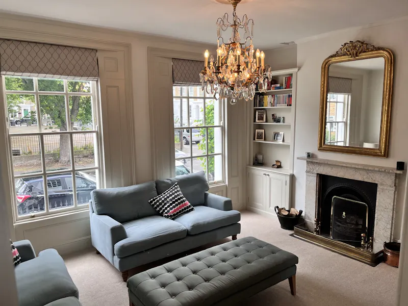 Fireplace at Brixton Victorian house, B1979 (photo 3)