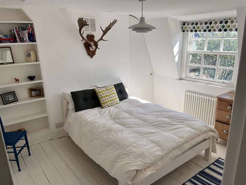 Floor - wooden at Brixton Victorian house, B1979 (photo 8)