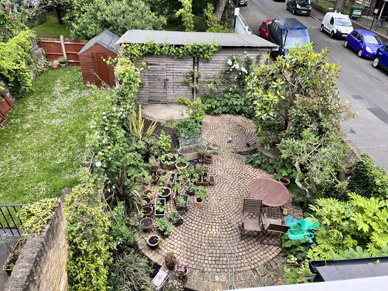 Garden at Brixton Victorian house, B1979 (photo 13)