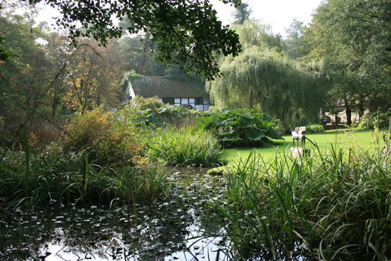 Dorking cottage sculpture garden, C42 (photo 1)