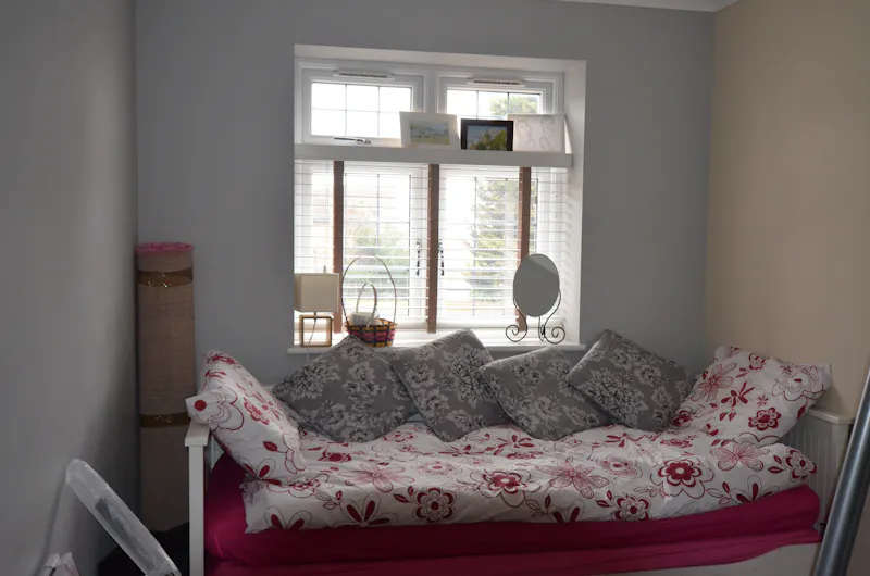 Bedroom at 1930's Semi near Romford, D2640 (photo 23)