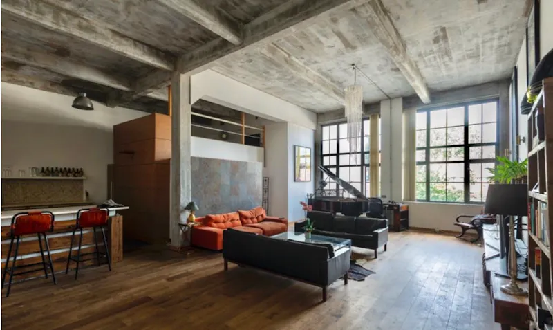 Crittall windows at Large East London Loft, F1215 (photo 2)
