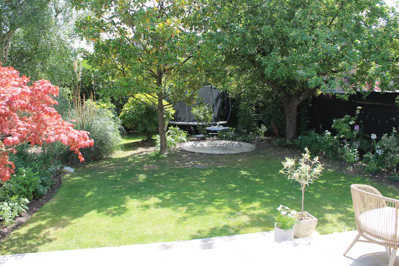 Renovated 1930s house Enfield, D2518 (photo 32)