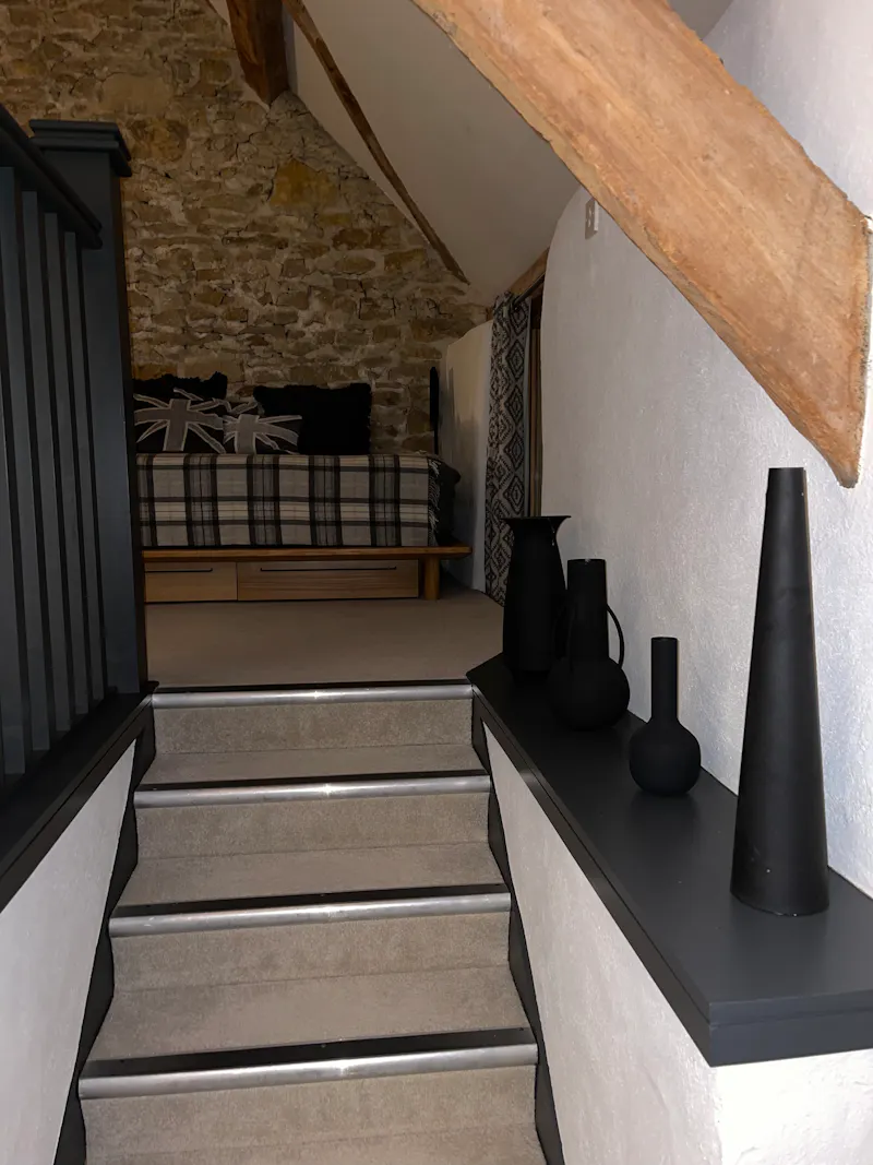 Great Milton Barn and Home, L734 (photo 18)