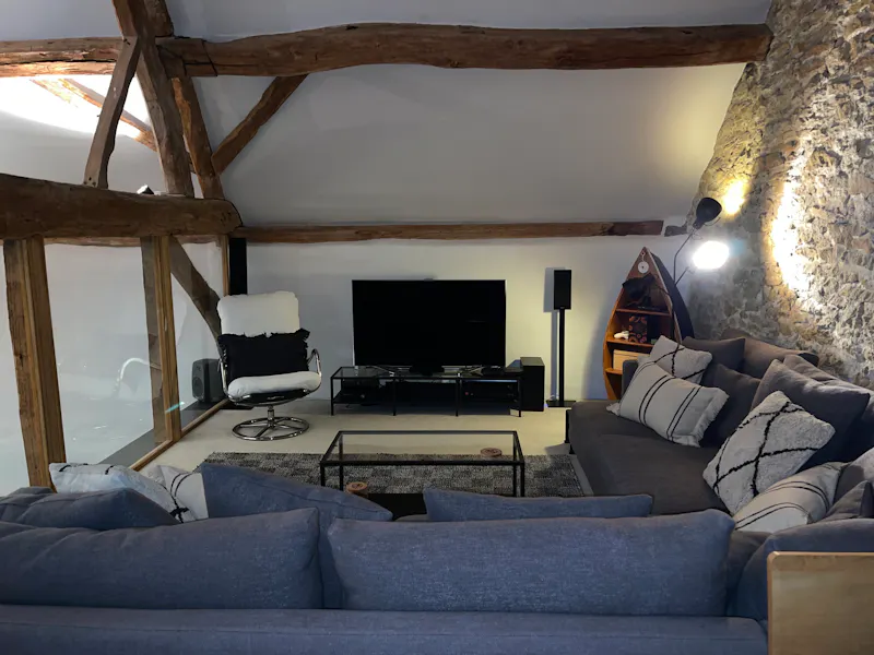Living Room at Great Milton Barn and Home, L734 (photo 22)