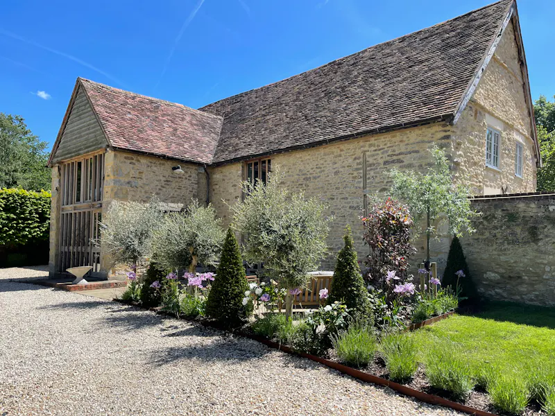 Great Milton Barn and Home, L734 (photo 61)
