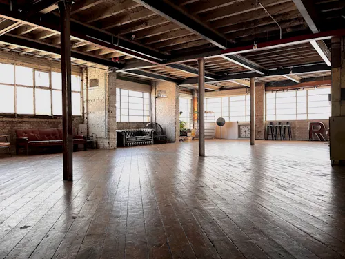 Industrial Seven Sisters studio, N278