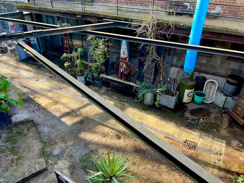 Industrial Seven Sisters studio, N278 (photo 67)