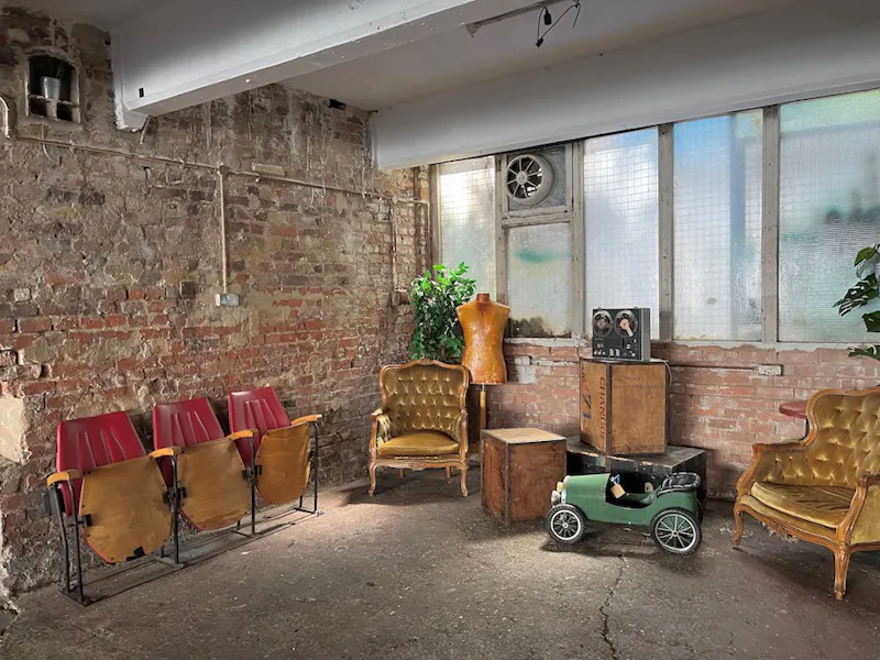 Industrial Seven Sisters studio, N278 (photo 22)