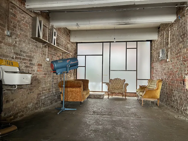 Industrial Seven Sisters studio, N278 (photo 23)