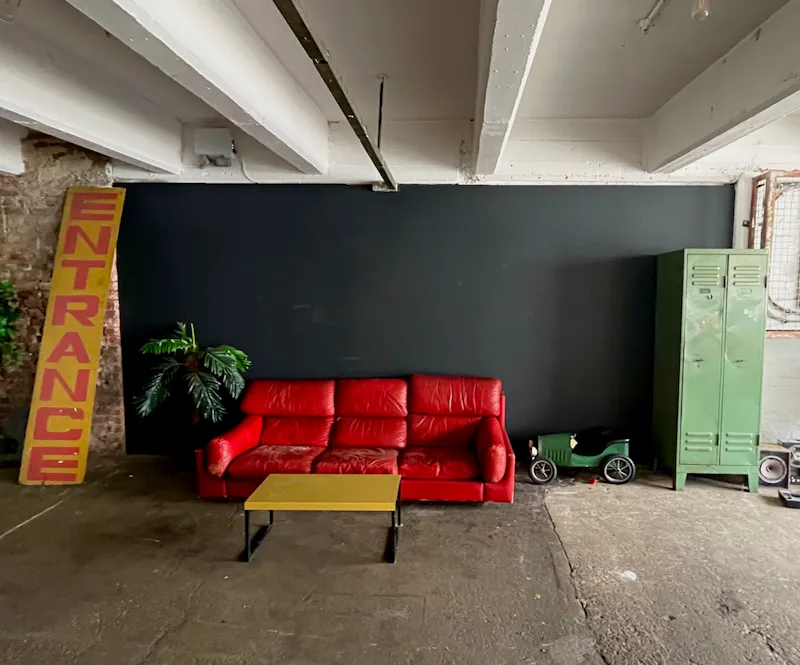 Industrial Seven Sisters studio, N278 (photo 55)