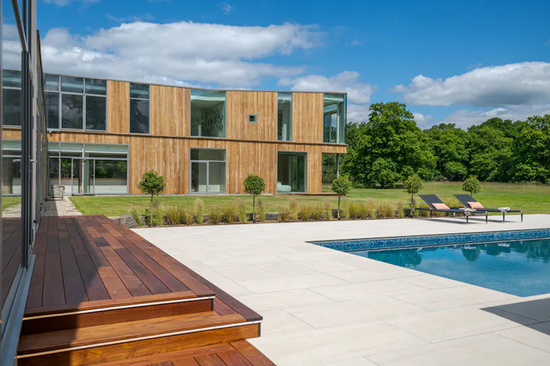 Bel Air modern home, D2582 (photo 91)