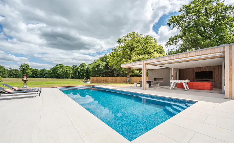 Bel Air modern home, D2582 (photo 128)