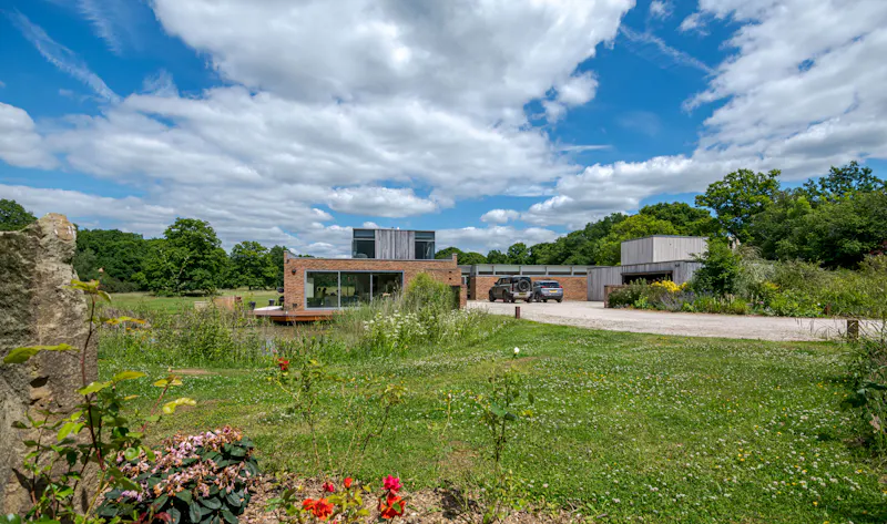 Bel Air modern home, D2582 (photo 99)