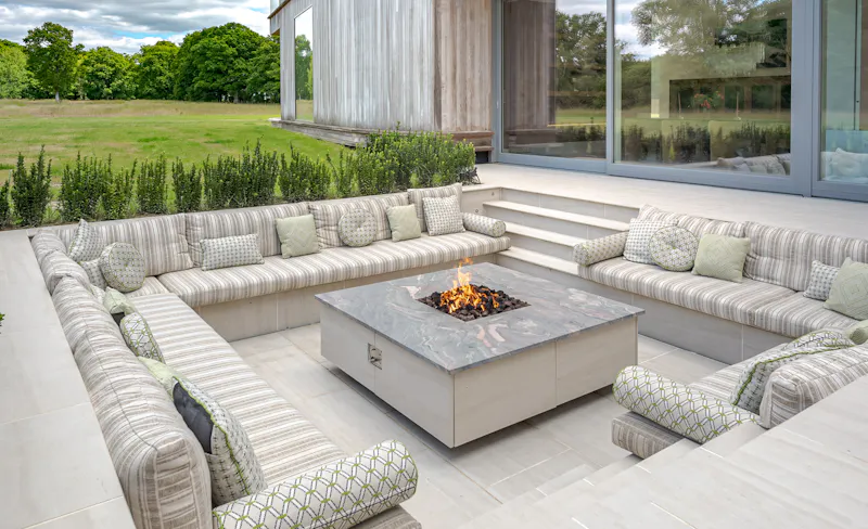 Bel Air modern home, D2582 (photo 78)