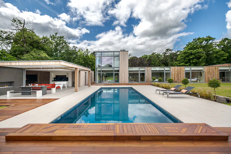 Bel Air modern home, D2582 (photo 109)