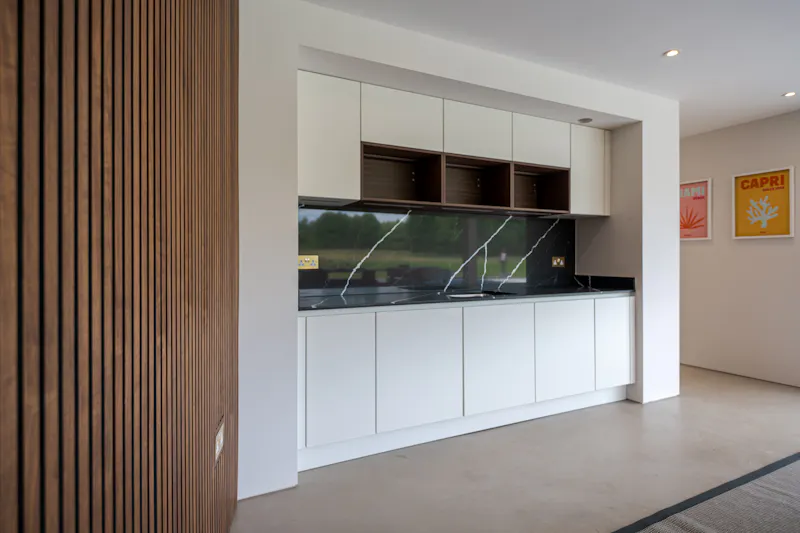 Bel Air modern home, D2582 (photo 6)