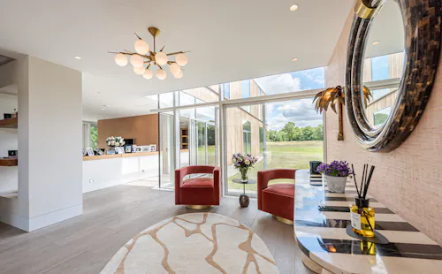 Bel Air modern home, D2582