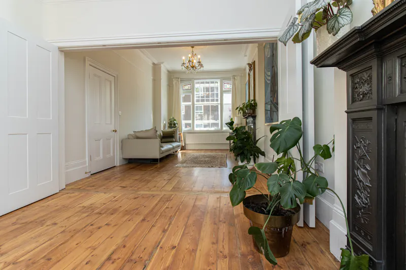 Living Room at Barons Court family home, B1983 (photo 16)