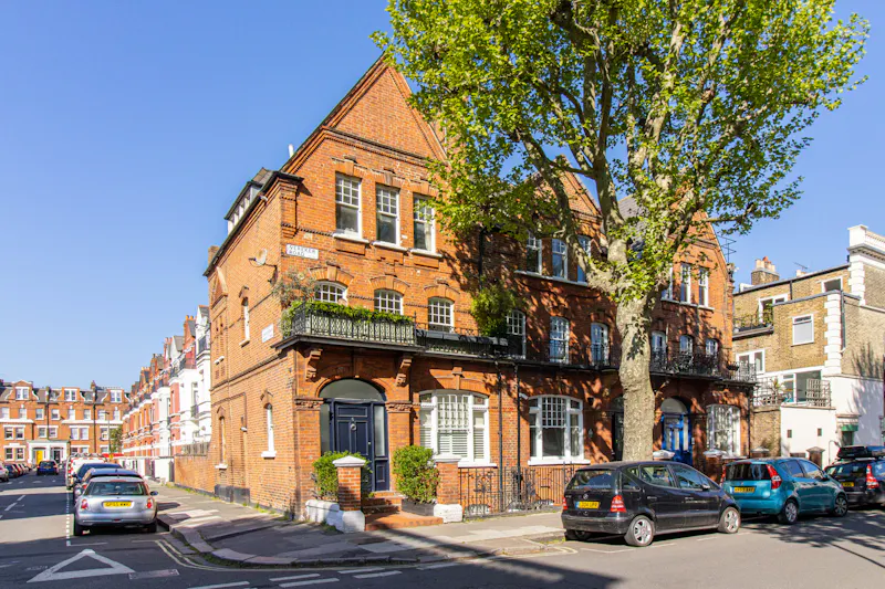 Barons Court family home, B1983 (photo 49)