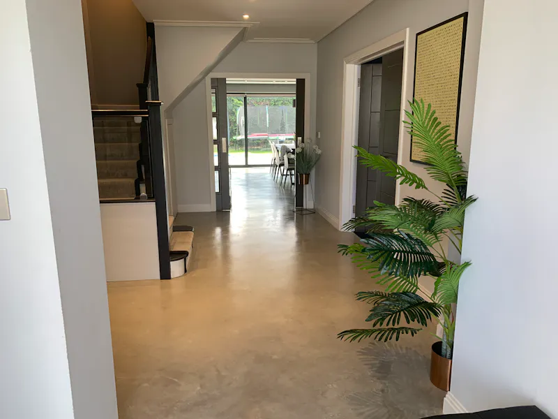 Entrance hall at Family Elstree Modern Home, D2648 (photo 2)