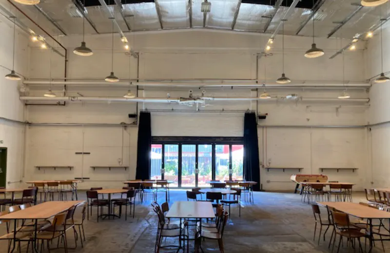 Social Club in Walthamstow, N520 (photo 3)