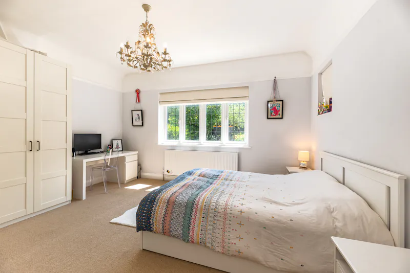 Bright family home in Purley, D2650 (photo 32)